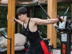 又会有竞争对手要来？杨瀚森晒最新训练照 开拓者有意以色列中锋