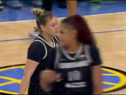 WNBA常规赛：纽约自由人vs芝加哥天空第1节英文原声回放