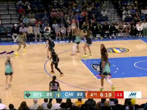 WNBA常规赛：纽约自由人vs芝加哥天空第4节英文原声回放