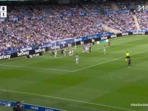 [射门被扑]米利唐狮子甩头威胁十足 门将献神扑极限挡出