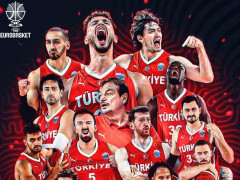 火记晒申京落寞一幕高呼我的MVP：晒4纪录力挺 数据明显优于施罗德