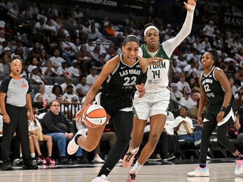 风暴77-102王牌 威尔逊狂砍29+8主场大胜风暴