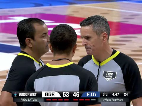 男篮欧洲杯季军赛：希腊vs芬兰第3节中文解说回放