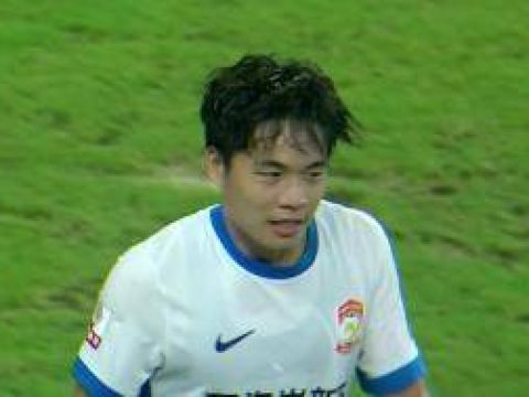 [进球视频] 西海岸1-0领先！段刘愚定位球直接射门 皮球应声入网