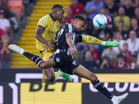 【全场回放】 乌迪内斯vsAC米兰 (石庆圣、李彦)