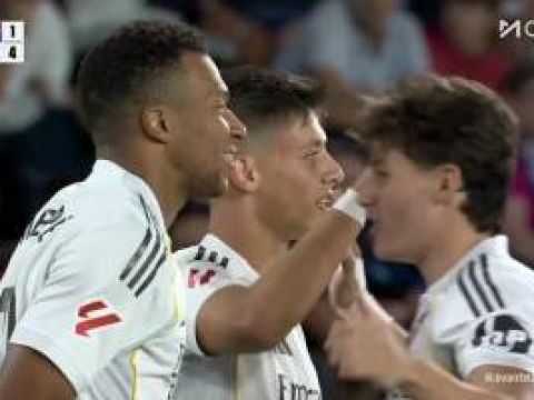 [进球视频]姆总三分钟两球！居勒尔挑传，姆巴佩单刀过掉门将打空门得手