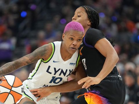 山猫76-84水星 水星三人得分20+主场拿下天王山