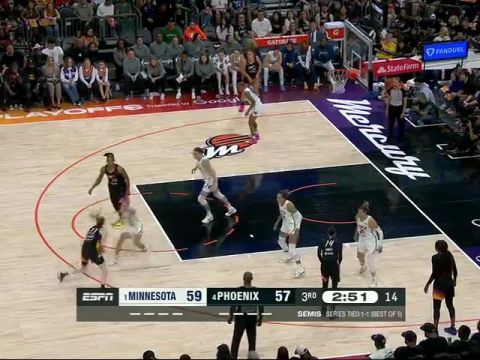 WNBA季后赛：明尼苏达山猫vs菲尼克斯水星第3节英文原声回放