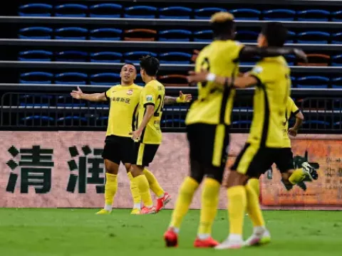 【全场回放】 深圳新鹏城vs青岛西海岸 (张天翼、张辛昕)