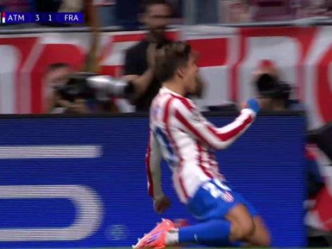 [进球视频]阿尔瓦雷斯角球助攻，小西蒙尼头槌扩大领先