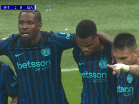 [进球视频]小图拉姆倒三角传中，邓弗里斯包抄再进一球