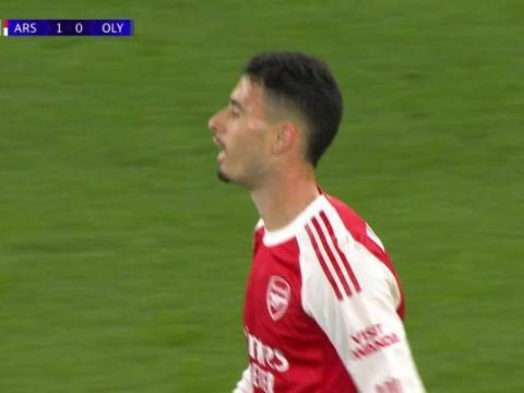 [进球视频] 枪手先下一城！约克雷斯硬抗对手打门被扑！马丁内利补射破门！