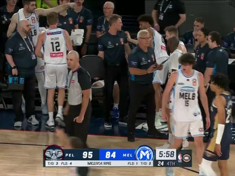NBA季前赛：墨尔本联vs鹈鹕第4节中文解说回放