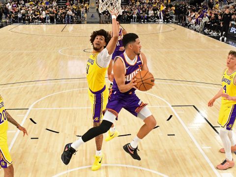 太阳103-81湖人 詹东缺阵布克24+7率队轻取湖人