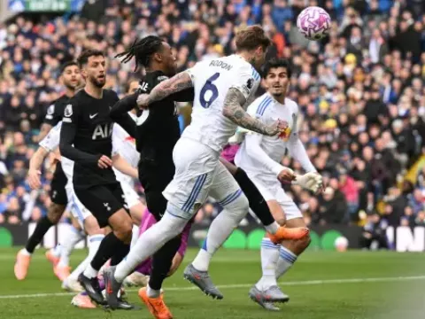 【全场回放】 利兹联vs托特纳姆热刺 (詹俊、张路、程思钦)