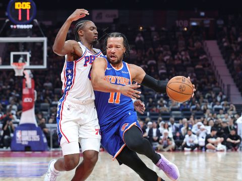 尼克斯113-104费城 尼克斯全主力首发出战帮助球队轻松战胜费城