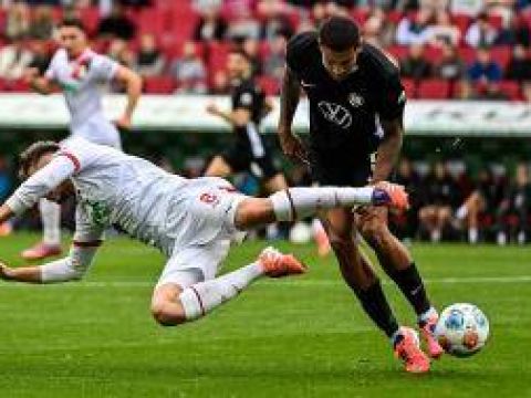 [咪咕全场集锦]德甲-科穆尔传射费尔豪尔建功 奥格斯堡3-1沃尔夫斯堡