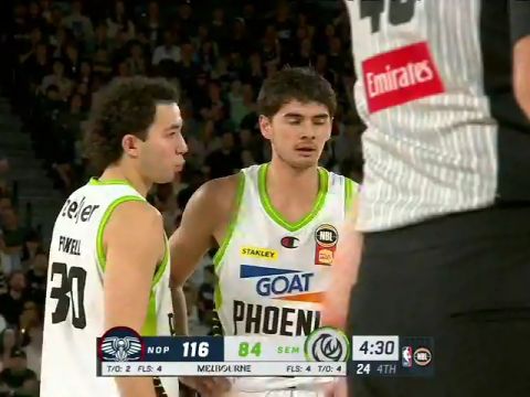 东南墨尔本凤凰vs鹈鹕第4节英文原声回放