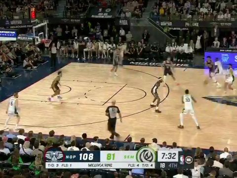 东南墨尔本凤凰vs鹈鹕英文原声全场回放