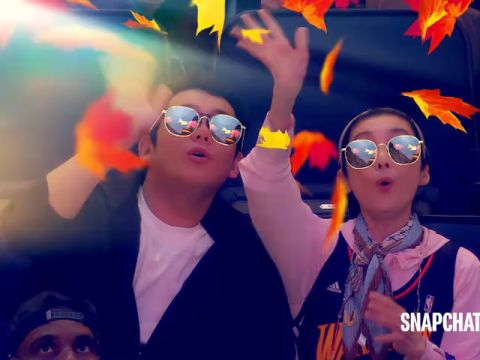 NBA季前赛：湖人vs勇士第1节英文原声回放