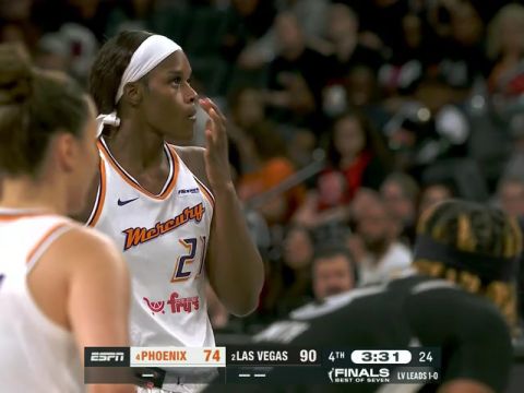 菲尼克斯水星vs拉斯维加斯王牌第4节英文原声回放