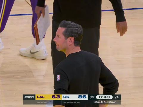 NBA季前赛：湖人vs勇士第3节中文解说回放