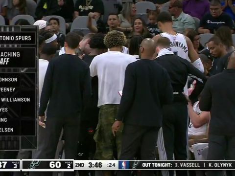 NBA季前赛：广州龙狮vs马刺第2节英文原声回放