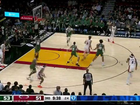 NBA季前赛：雄鹿vs热火第3节英文原声回放