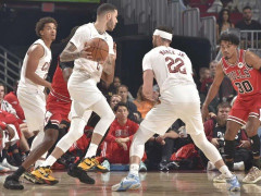 6尺10寸极限拜佛神似KD：布泽利斯18分钟19+8 公牛摆烂助他成长