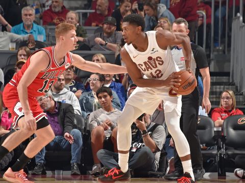 亨特vs公牛集锦 9投7中拿到全队最高17分稳定发挥