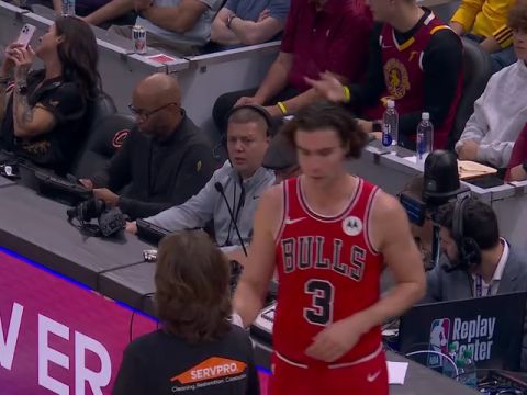 公牛vs骑士第1节中文解说回放