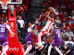 从4中1到10中7：杜兰特首秀23分钟轰20分 火箭续约他已入倒计时