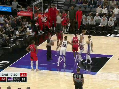 NBA季前赛：猛龙vs国王第2节中文解说回放