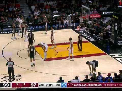 NBA季前赛：马刺vs热火第4节英文原声回放