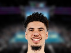 NBA每日失误王：拉梅洛·鲍尔5失误(2025年10月10日)