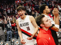 杨瀚森单节14分点燃全场！比卢普斯的耐心等待收到回报