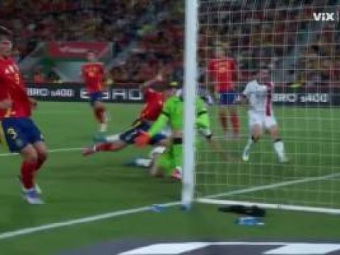 [进球视频] 西班牙主场1-0领先！佩德里挑传策动！勒诺尔芒助攻皮诺破门！