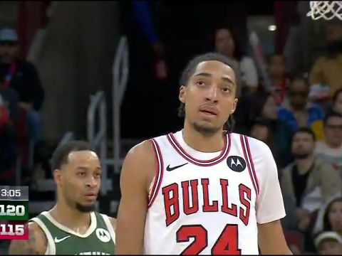 NBA季前赛：雄鹿vs公牛第4节中文解说回放