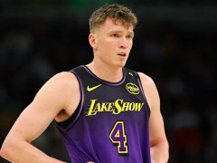 湖记：克内克特在训练营的进攻十分强势，今晚他将训练场上的状态带到比赛中