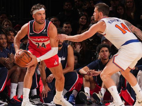 奇才120-103尼克斯 巴格利18+11科勒克空砍20分奇才6人上双客胜尼克斯