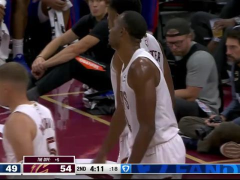 NBA季前赛：活塞vs骑士第2节中文解说回放