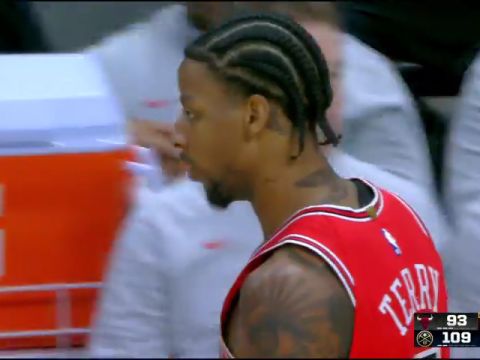 NBA季前赛：公牛vs掘金第4节中文解说回放