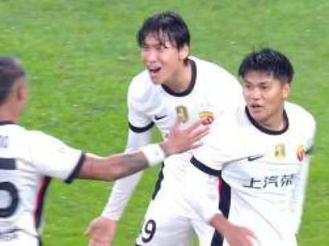 [进球视频] 海港4-2领先海牛！李新翔穿裆过人破门