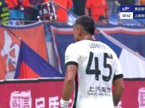 [进球视频] 海港2-1领先！莱昂纳多外脚背挑射破门
