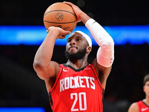 奥科吉vs老鹰集锦 状态爆表轰下28分2抢断3盖帽攻防一体