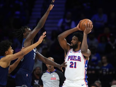 恩比德vs森林狼集锦 复出首战砍下14+7+8的准三双表现