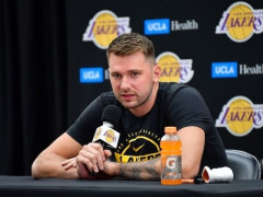 NBA回放全场录像高清：季前赛国王vs湖人（10月18日）东契奇31+9