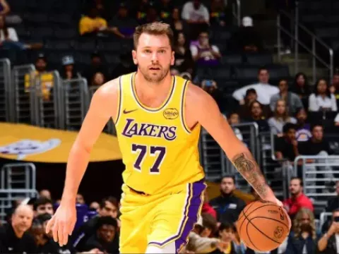 【全场回放】 湖人vs国王 (季孟年)