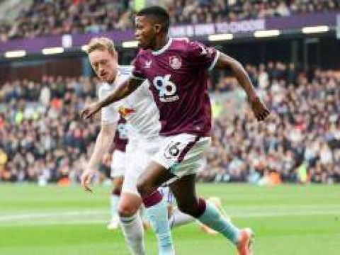 [咪咕全场集锦] 英超-查奥纳世界波乌戈丘库建功 伯恩利2-0利兹联