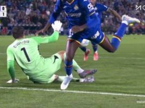 [关键扑救] ?太吓人了！9人赫塔费险绝平皇马！库尔图瓦关键扑救救命！